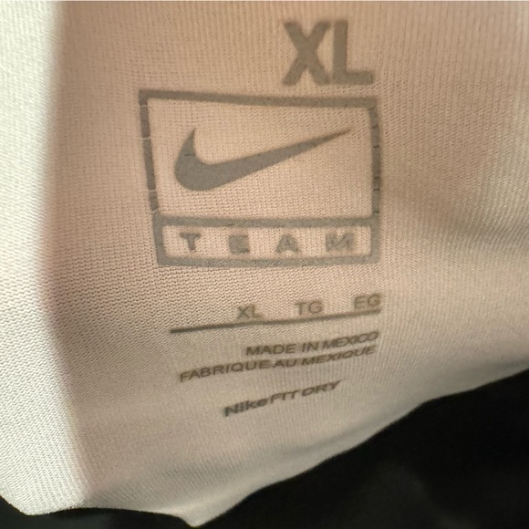 Nike ProFit Long Sleeve Compression TShirt - Picture 6 of 6